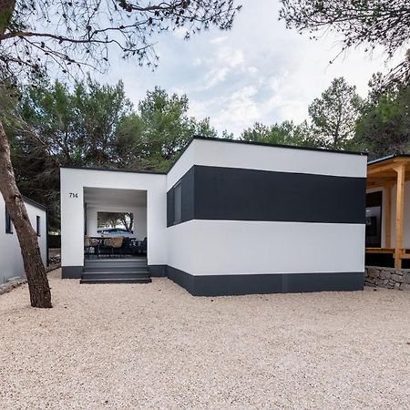 דראגה Luxury Mobile Home Pretty Green - Premium - Oaza Mira Resort -50 M From The Beach מראה חיצוני תמונה