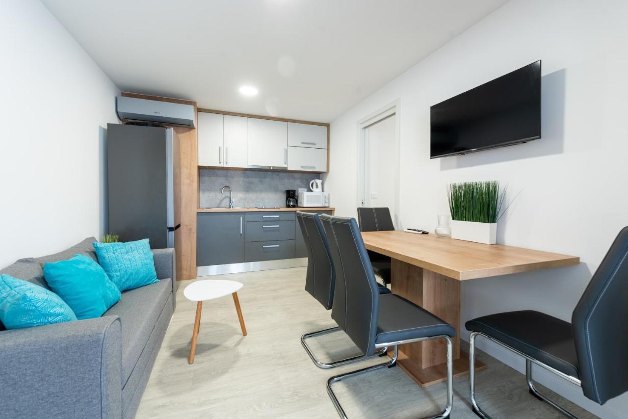 דראגה Luxury Mobile Home Pretty Green - Premium - Oaza Mira Resort -50 M From The Beach מראה חיצוני תמונה