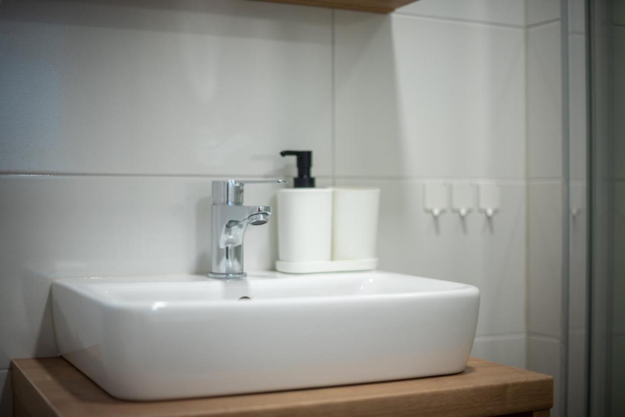 דראגה Luxury Mobile Home Pretty Green - Premium - Oaza Mira Resort -50 M From The Beach מראה חיצוני תמונה