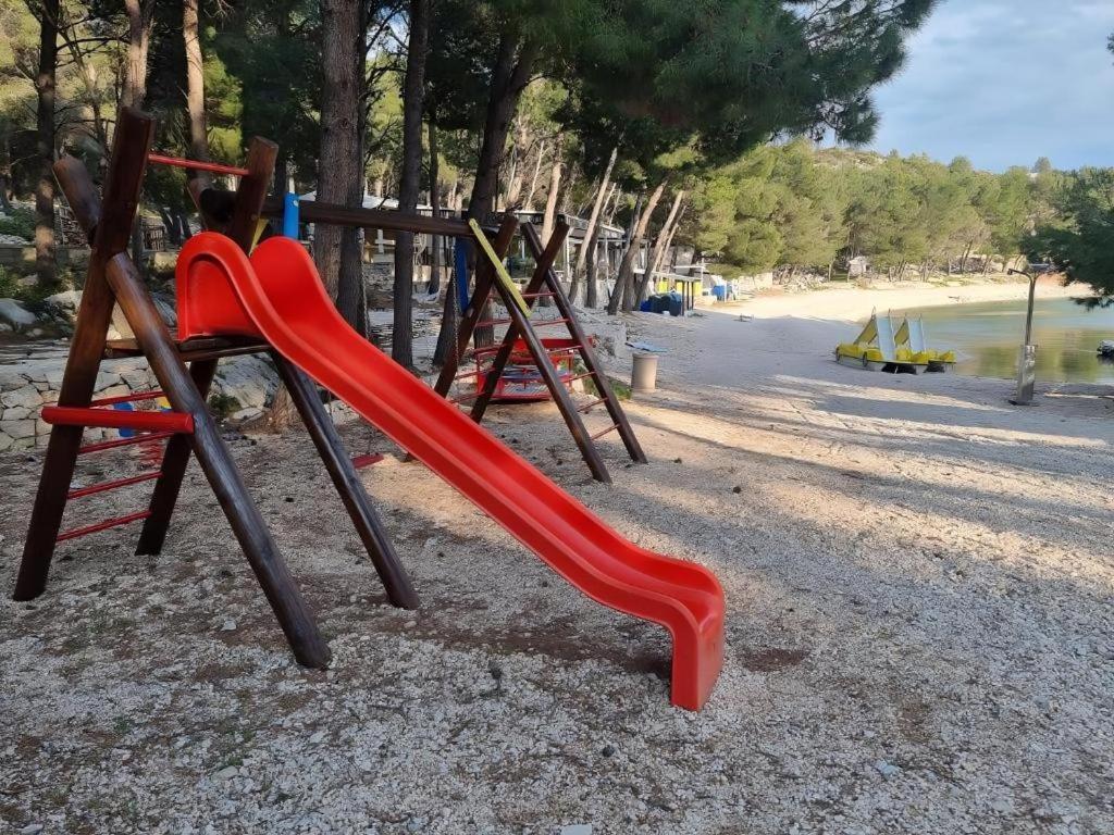 דראגה Luxury Mobile Home Pretty Green - Premium - Oaza Mira Resort -50 M From The Beach מראה חיצוני תמונה