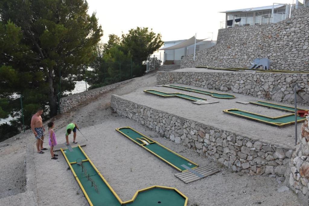 דראגה Luxury Mobile Home Pretty Green - Premium - Oaza Mira Resort -50 M From The Beach מראה חיצוני תמונה